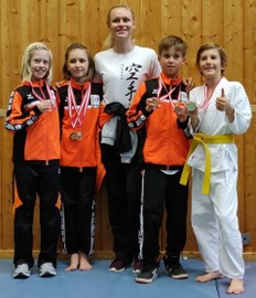 Raiffeisen Karateclub Rankweil -  6 Medaillen in Dornbirn