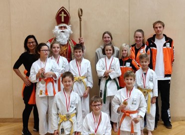 Raiffeisen Karateclub Rankweil - Spaß beim Nikolaus-Turnier in Feldkirch