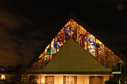Lichtinstallation der St. Josef-Kirche